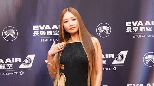 首挑金曲主持大梁，A-Lin黑色挖空礼服亮相红毯！