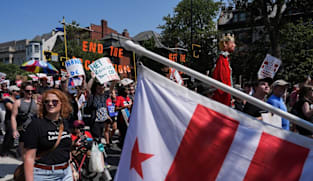 Washington DC residents protest against Trump's troop deployment