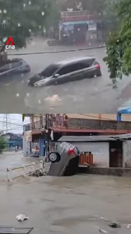 Car swept away by floods after heavy rain in Batam