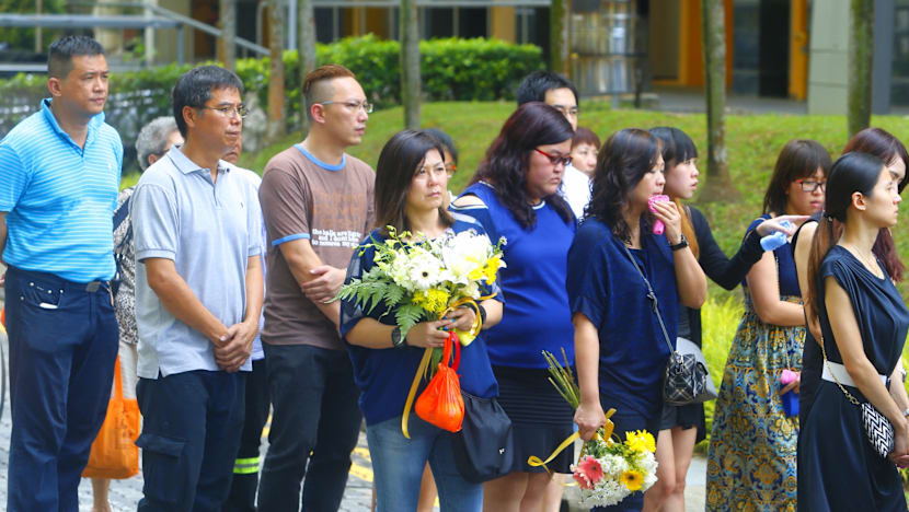 Online tribute stream in as family bids farewell to canal crash victims