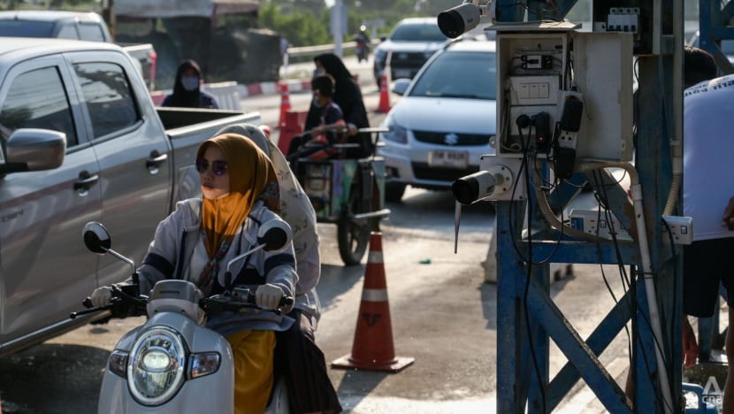 Gunman kills 3 in Thailand's insurgency-hit south, including 9-year-old girl Gunman kills 3 in Thailand's insurgency-hit south, including 9-year-old girl