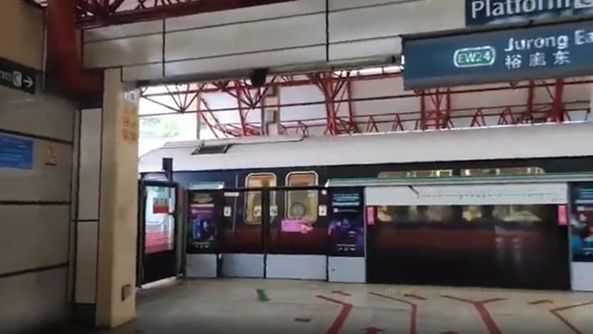 SMRT files police report after commuter blocks platform door, causing train delay SMRT files police report after commuter blocks platform door, causing train delay