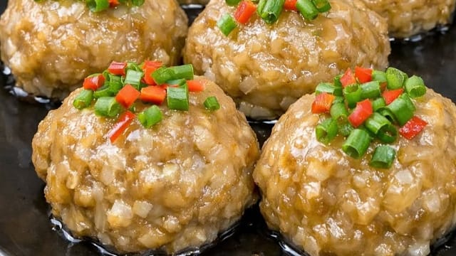 食谱：蒸萝卜丸子