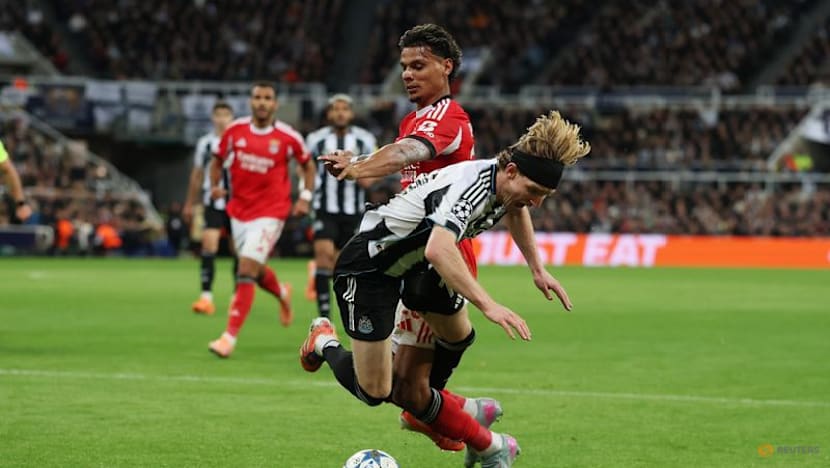 Gordon and Barnes strike as Newcastle outclass Benfica