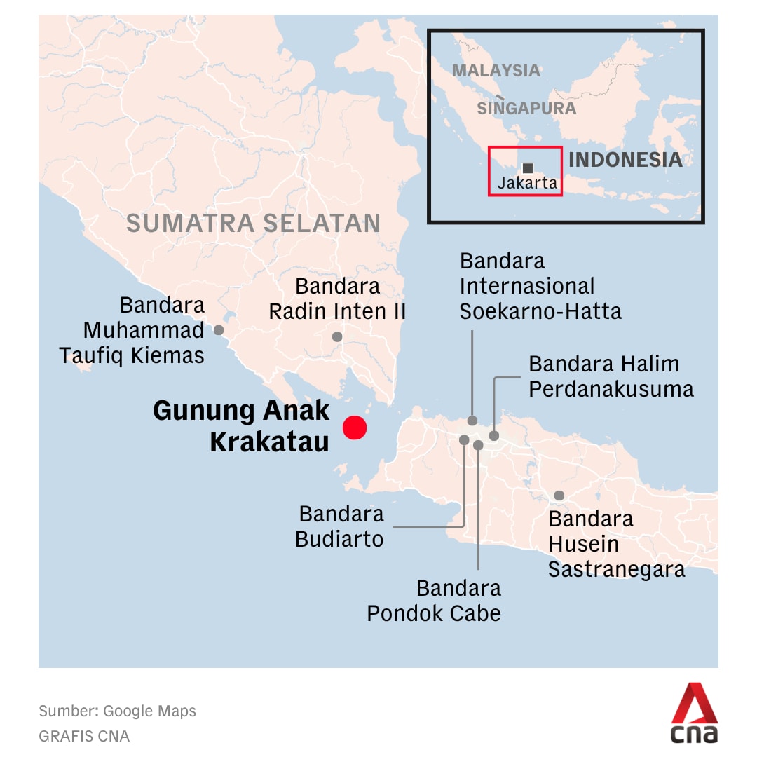 Penerbangan dibatalkan, penumpang putar otak cari rute lain, tempuh jalan darat berjam-jam