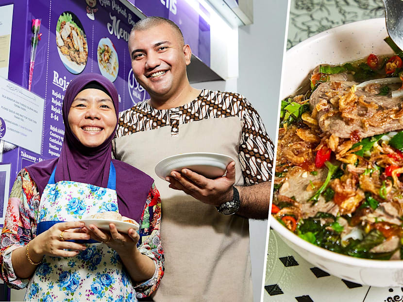 Muslim-Vietnamese Hawker Couple Sell Delish Beef Pho, Rojak & Muah Chee In Woodlands