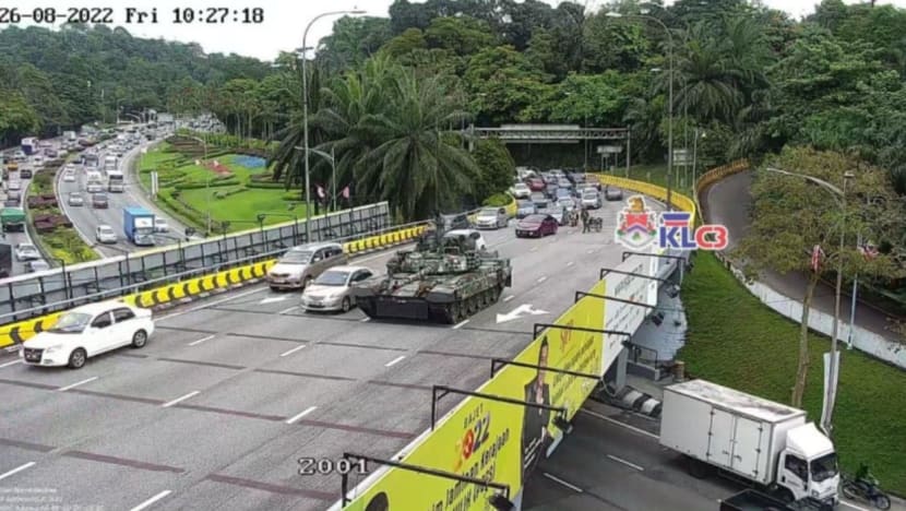 Tentera Darat M'sia mohon maaf selepas kenderaan kedua rosak di jalan raya KL