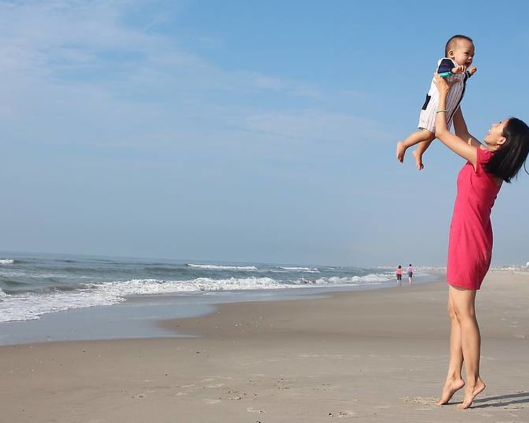 Commentary: 'Super mums' have one simple request. Don’t hinder them from returning to work