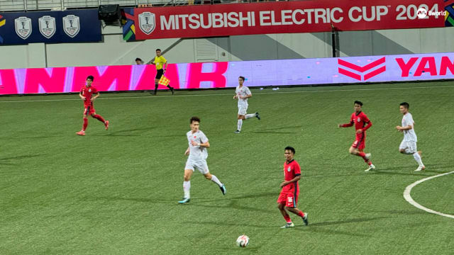 亚细安足球锦标赛半决赛首回合 我国雄狮队和越南队暂以0比0踢和