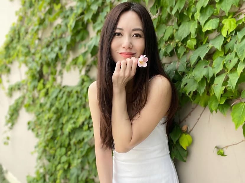 Former Mediacorp star Phyllis Quek shares that she quit showbiz in 2012 to focus on her health and she has no regrets Former Mediacorp star Phyllis Quek shares that she quit showbiz in 2012 to focus on her health and she has no regrets