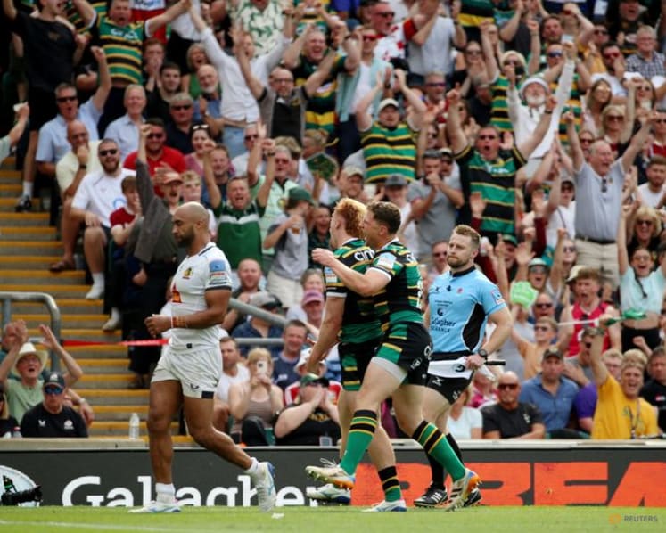 Hendy double helps Northampton beat Exeter in Prem final