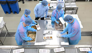 Inside a central kitchen as some schools roll out new canteen model