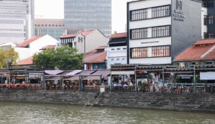 Nightspots in Boat Quay, Clarke Quay, Upper Circular Road can apply to extend liquor trading hours in trial