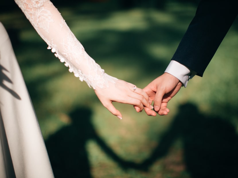 Couples planning to cancel wedding receptions fear losing deposits, despite proposed law