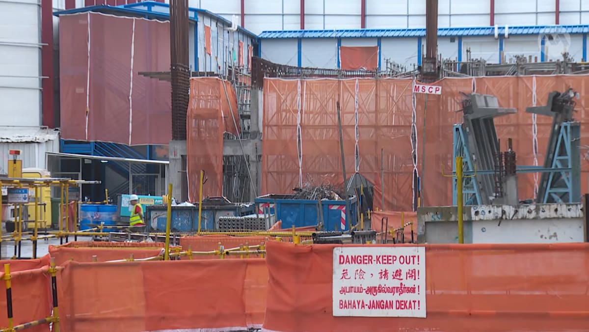 Middle East War's Hidden Toll: Supply Chain Chaos Threatens Global Economic Stability