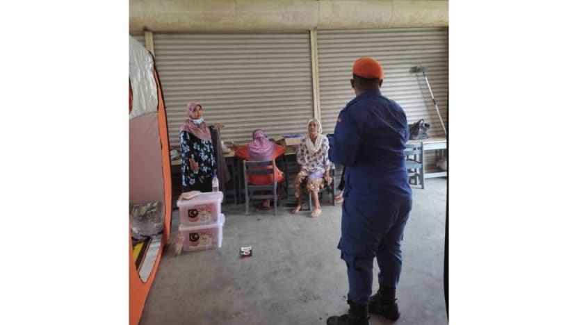 Banjir M'sia: PPS penuh, mangsa di Temerloh mohon bantuan 