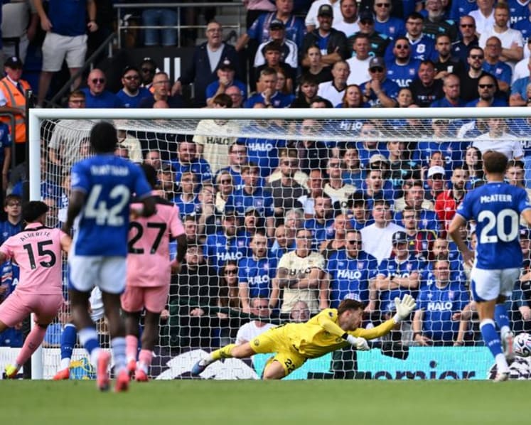 Ipswich earn cathartic win to mark Premier League return