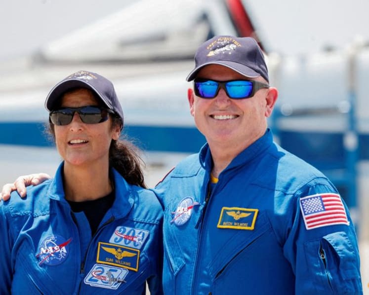NASA decides to keep 2 astronauts in space until February, nixes return on troubled Boeing capsule