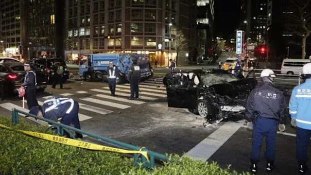 日本公务车疑闯红灯酿连环车祸 致一死八伤