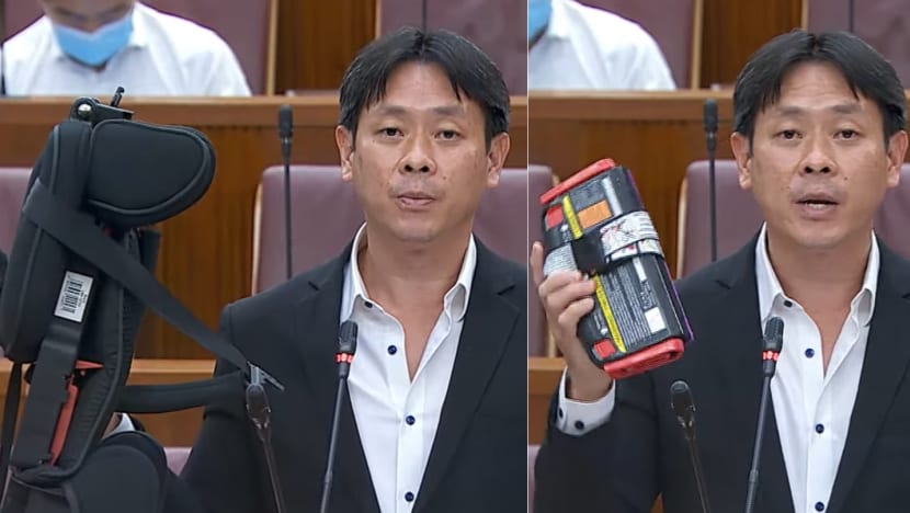 MP Louis Ng suggests Govt provide 2 child booster seats for each taxi and private-hire car to enhance safety