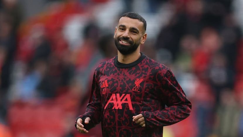 Salah shouldn't be automatic starter in away games, says Carragher