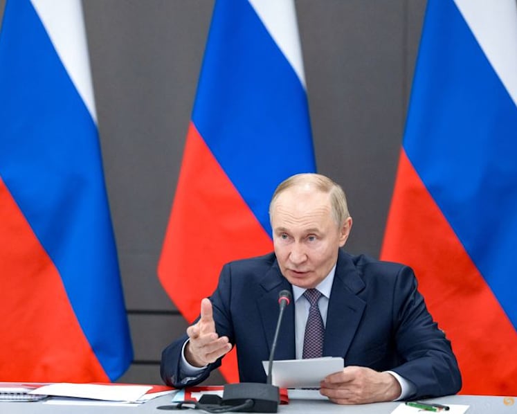 Putin offers Trump a one-year extension to nuclear arms pact