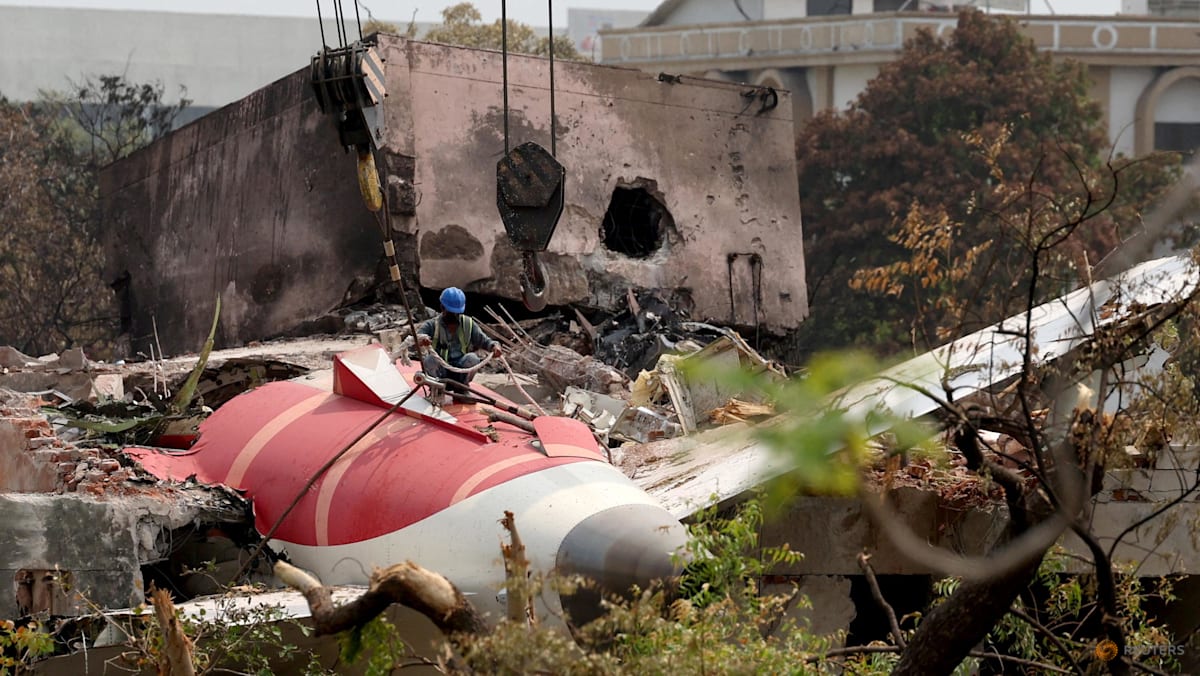 Sole survivor of Air India crash has painful memories Sole survivor of Air India crash has painful memories