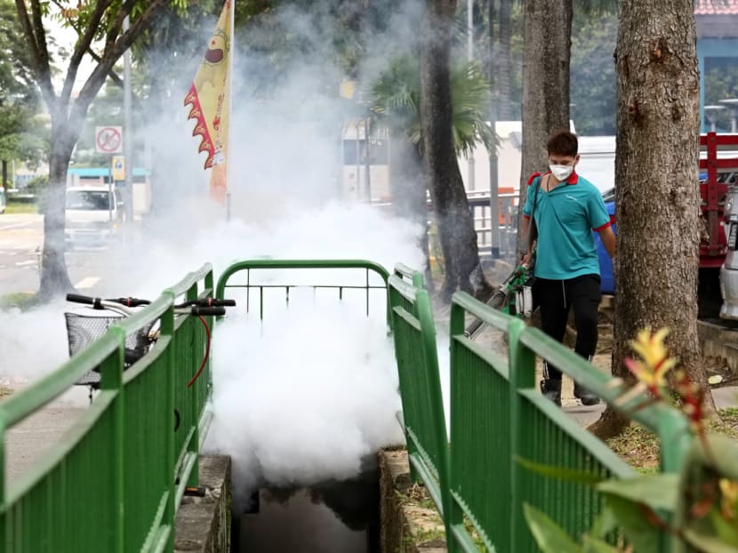 Thermal fogging carried out in drains near the Zika virus infection cluster at Aljunied Crescent and Sims Drive area on September 1, 2016. Photo: Nuria Ling/TODAY Thermal fogging carried out in drains near the Zika virus infection cluster at Aljunied Crescent and Sims Drive area on September 1, 2016. Photo: Nuria Ling/TODAY