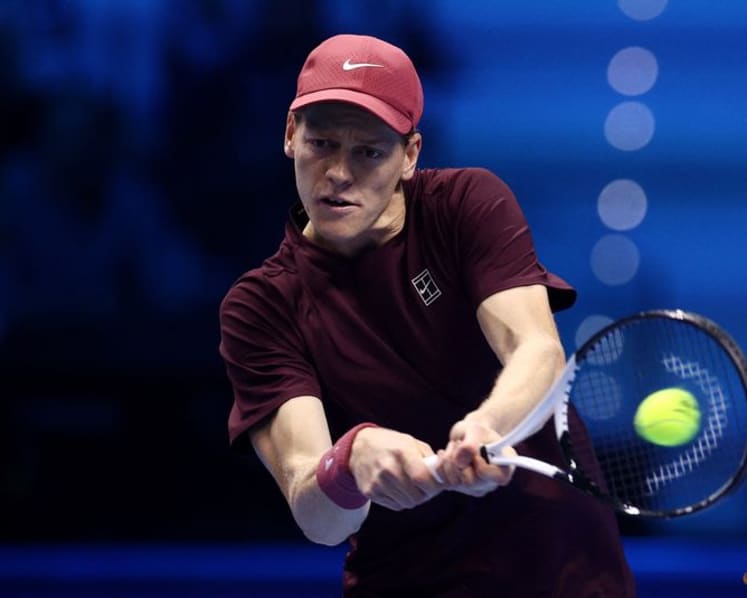 Sinner storms past Auger-Aliassime to begin ATP Finals defence