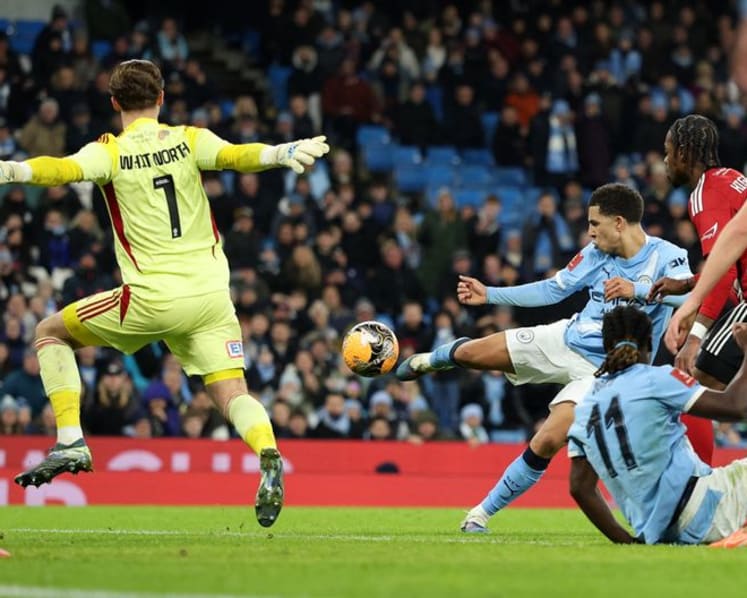 Macclesfield knock out Palace in greatest FA Cup upset, Man City score 10