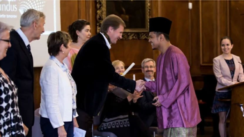 Related article image