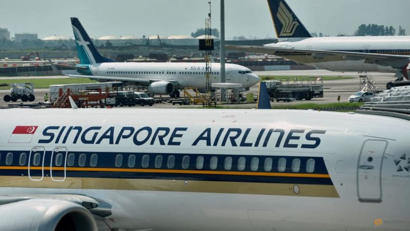 Singapore Airlines flight to Tokyo diverted to Taipei due to cracked windshield Singapore Airlines flight to Tokyo diverted to Taipei due to cracked windshield