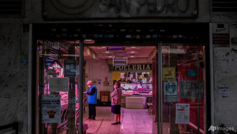 Madrid readies for partial lockdown over COVID-19, files legal challenge