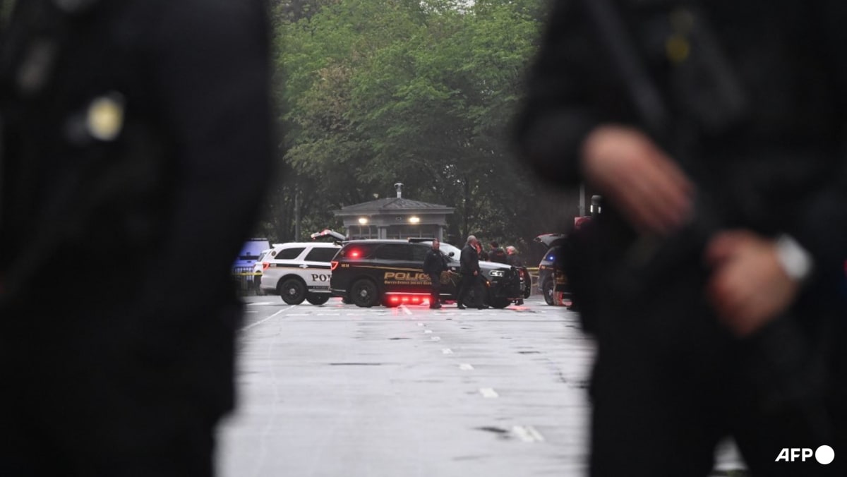 Large police presence around White House after reports of shots fired: Report
