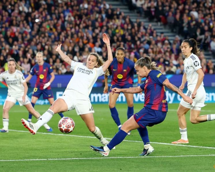 Barcelona brush aside Real Madrid to make Women's Champions League semis