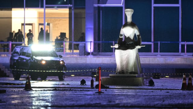 巴西最高法院外发生两次爆炸 一人丧命