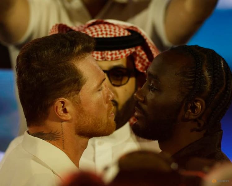 Canelo promises 'a great victory for Mexico' when he battles Crawford