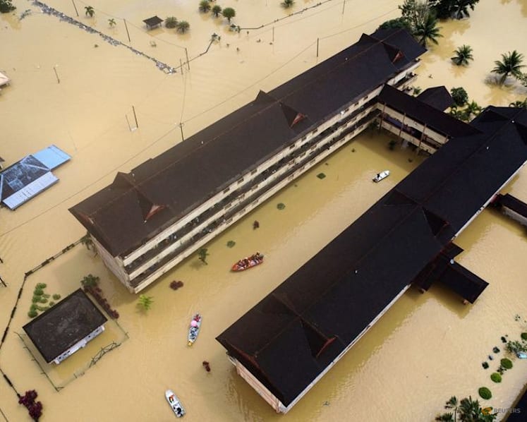 Flash floods expected in 6 states in Malaysia as monsoon rain moves south