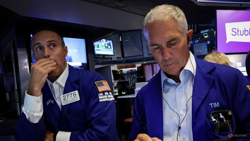 Global equity funds log weekly inflows as AI optimism, Fed cut bets boost sentiment