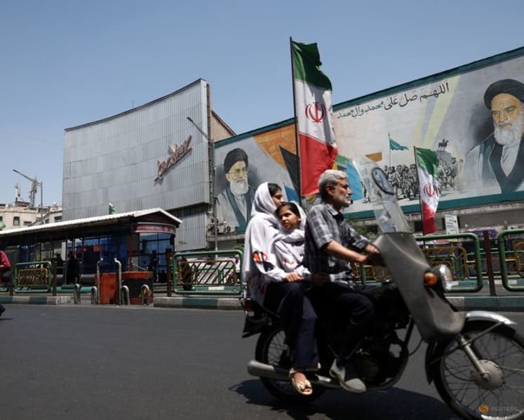 Trump says deal to end Middle East war to be signed on Sunday, Iran questions timing