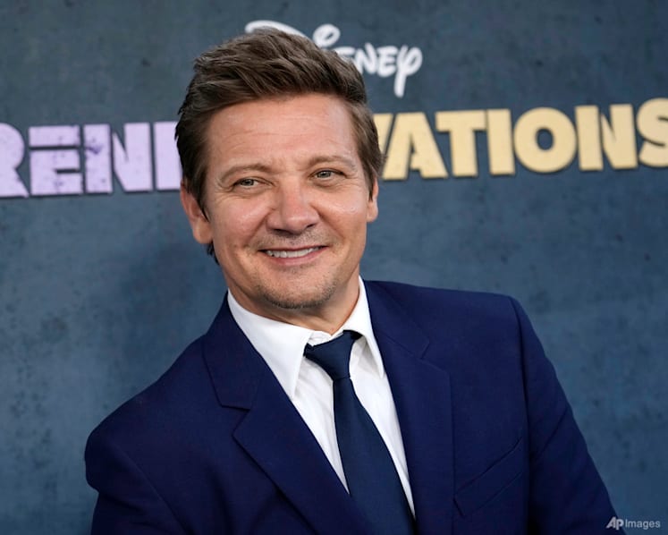 Actor Jeremy Renner announces new memoir discussing near-fatal accident