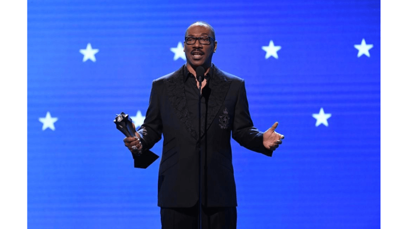 Eddie Murphy tells actors to 'never play a spaceship' at Critics' Choices Awards