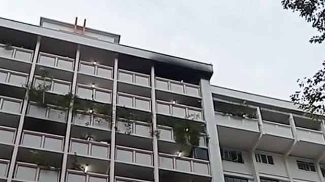 武吉巴督组屋发生火患  79岁老翁不治