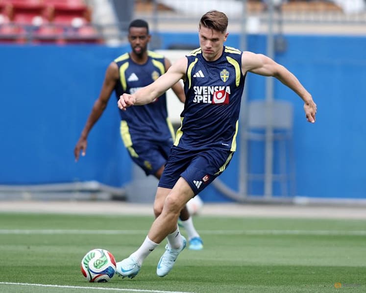 Sweden strike force faces tough Tunisia test in World Cup opener