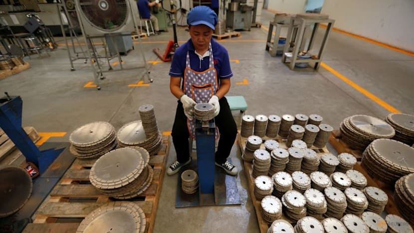 Thailand draws up measures to boost tourism as stimulus efforts continue