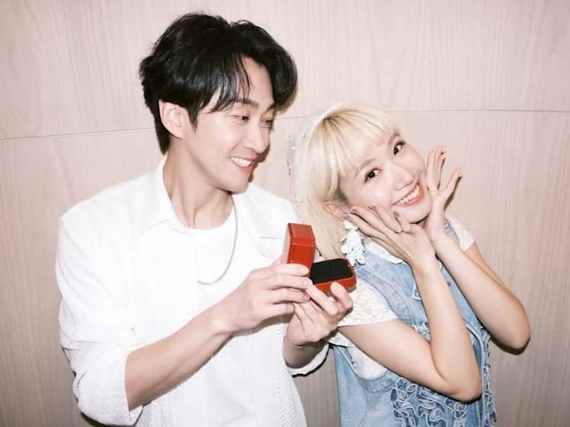 Taiwanese hosts Lulu Huang and Hank Chen Han-dian surprise fans with marriage reveal