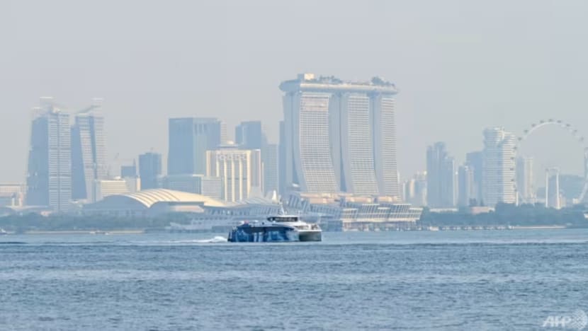 Pusat baharu di SG main peranan lebih besar bantu tangani isu jerebu akibat kebakaran hutan Pusat baharu di SG main peranan lebih besar bantu tangani isu jerebu akibat kebakaran hutan