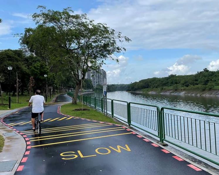 Commentary: Banning bicycles from footpaths won’t make poor cycling habits disappear