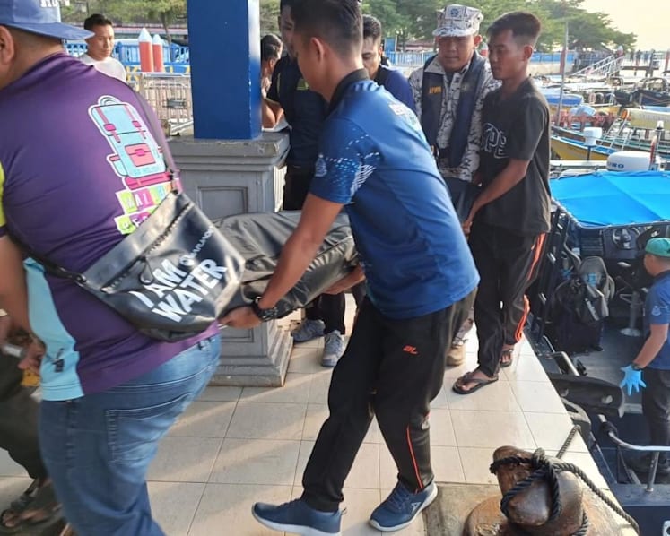 3 dead in Terengganu boat capsize: Operator, travel agency did not have valid licences, says minister