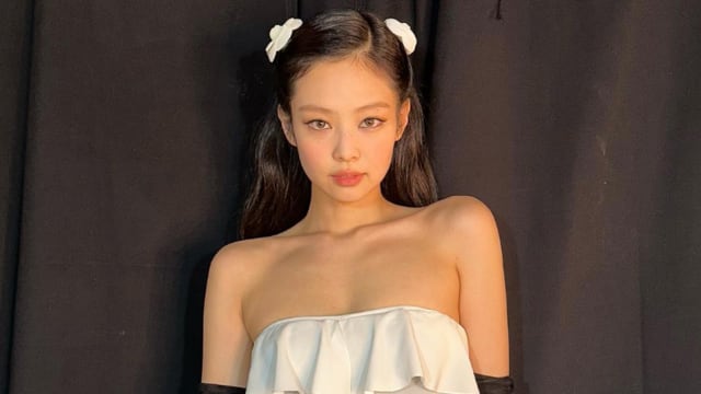 BLACKPINK Jennie遭控演唱会“划水”　视频曝光掀两派争论